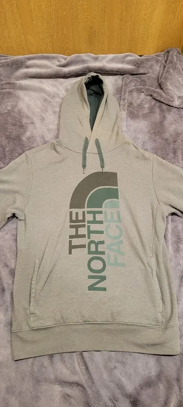 The North Face Gray Sweatshirt with Green Logo Men's M Pullover Outdoor Casual